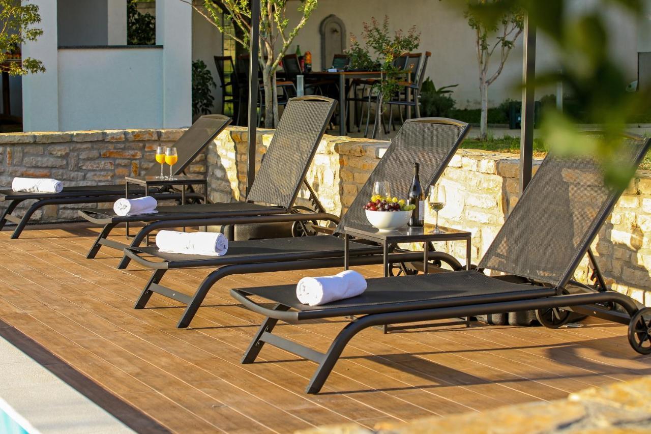 Villa Infinity โมสตาร์ ภายนอก รูปภาพ