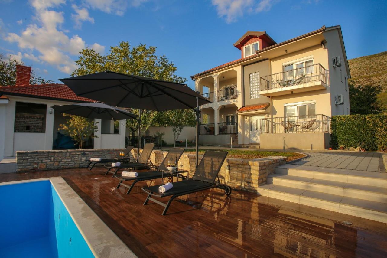 Villa Infinity โมสตาร์ ภายนอก รูปภาพ